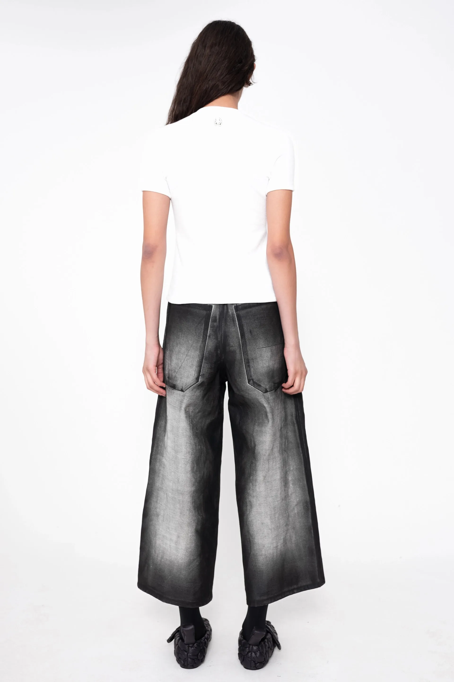 BLACK SHADOW PAINTED CROPPED DENIM PANTS