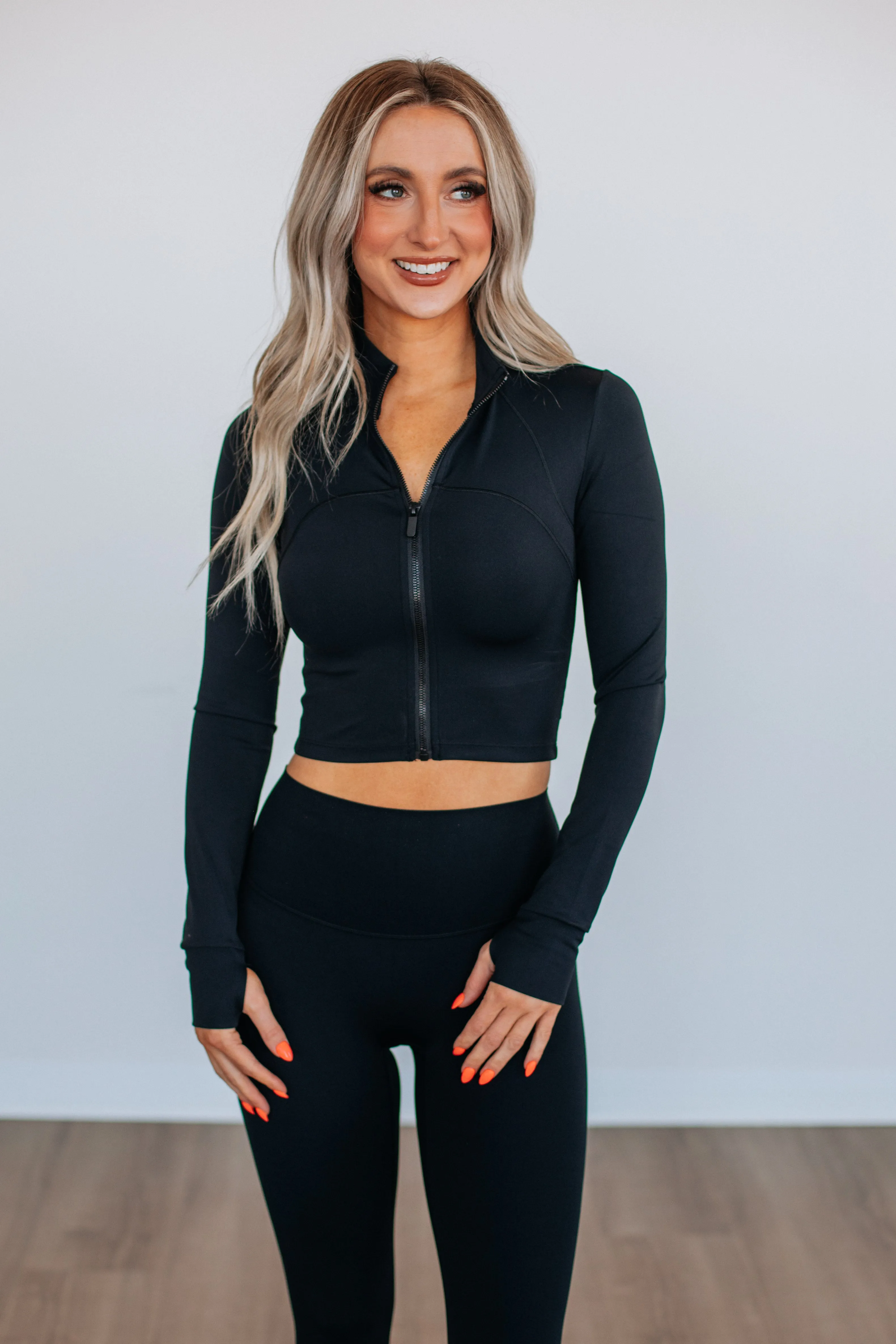 Sevina Active Jacket - Black